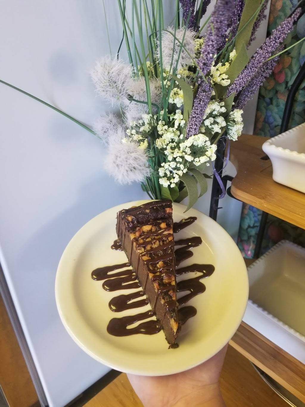 Purple Turnip | restaurant | 104 N Pendell Ave, Cleburne, TX 76033, USA | 8175586927 OR +1 817-558-6927