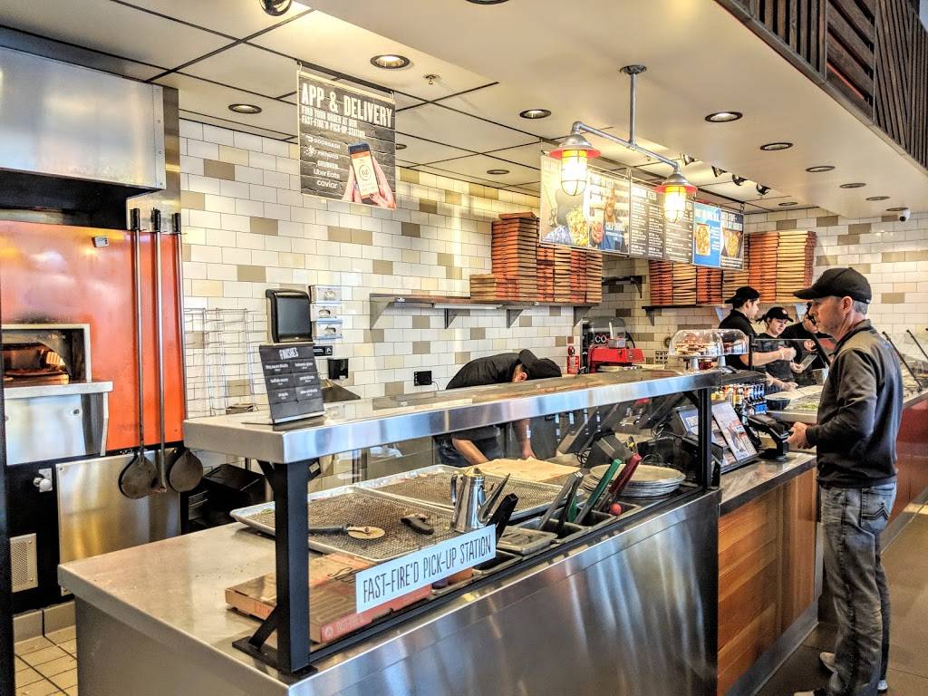 Blaze Pizza | meal takeaway | 3900 California Ave, Bakersfield, CA 93309, USA | 6616410203 OR +1 661-641-0203