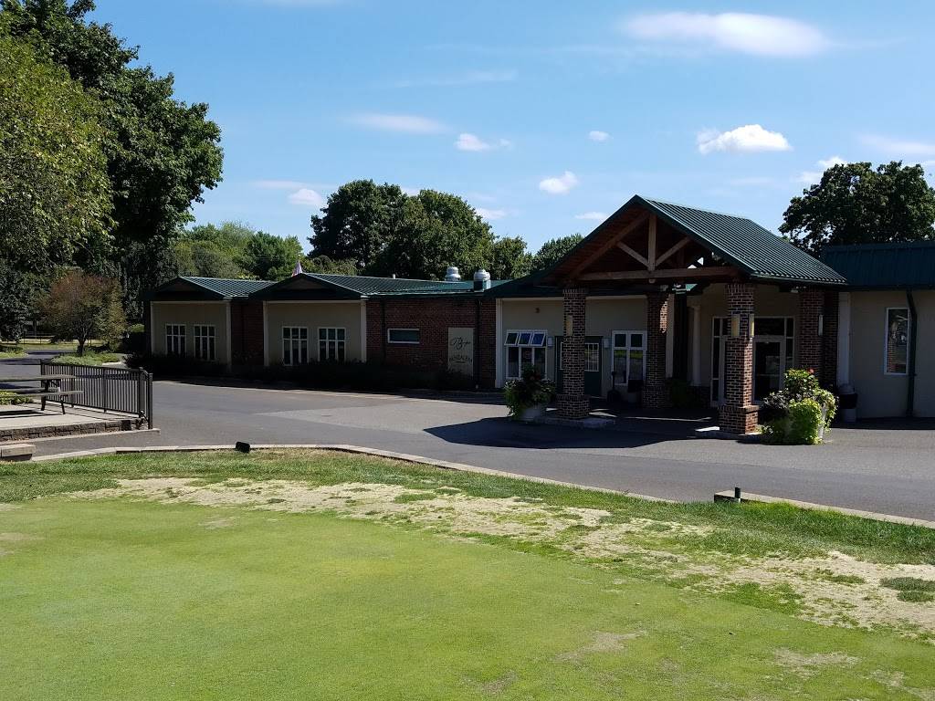 Bensalem Township Country Club | restaurant | 2000 Brown Ave, Bensalem, PA 19020, USA | 2156395556 OR +1 215-639-5556