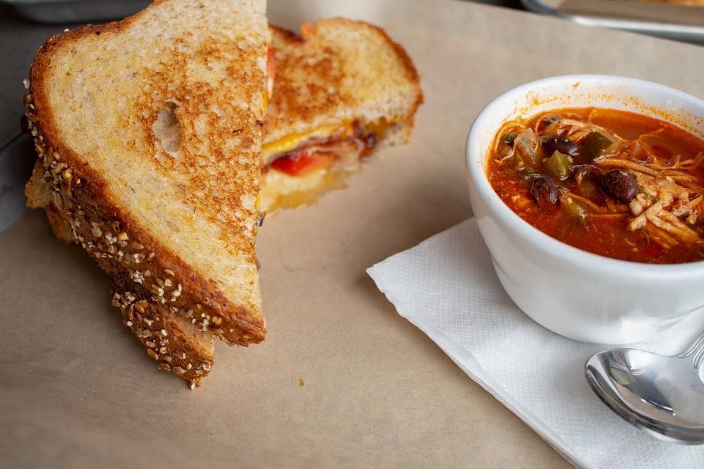 Haymaker Thunderbird | restaurant | 8706 W Thunderbird Rd, Peoria, AZ 85381, USA | 6234409100 OR +1 623-440-9100