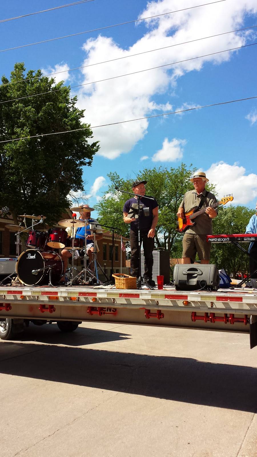 Fuel Coal Fire Pizza | restaurant | 223 N Main St, Clarion, IA 50525, USA | 5155323835 OR +1 515-532-3835