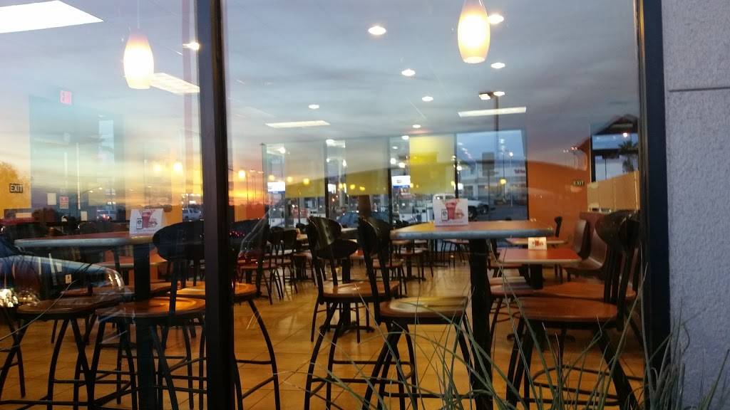 Jack in the Box | restaurant | 9360 W Tropicana Ave, Las Vegas, NV 89147, USA | 7022511801 OR +1 702-251-1801