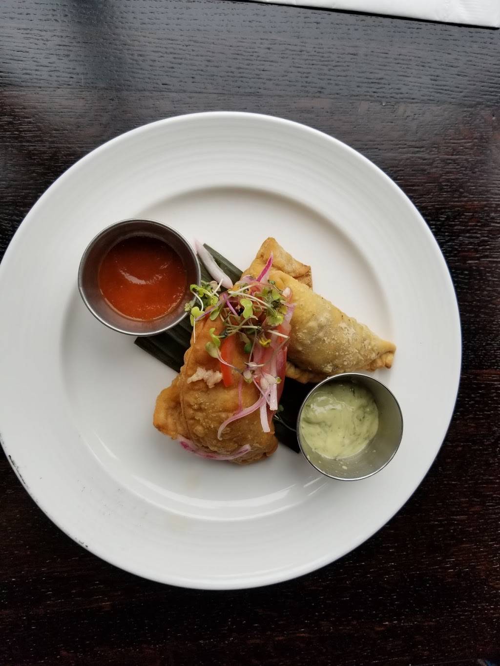 Trova Cuban Café Restaurant | restaurant | 7723 Bergenline Ave, North Bergen, NJ 07047, USA | 2014304177 OR +1 201-430-4177