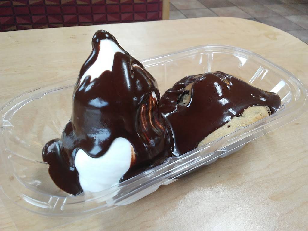 Dairy Queen Grill & Chill | restaurant | 1519 Norman Berry Dr, East Point, GA 30344, USA | 4047676801 OR +1 404-767-6801