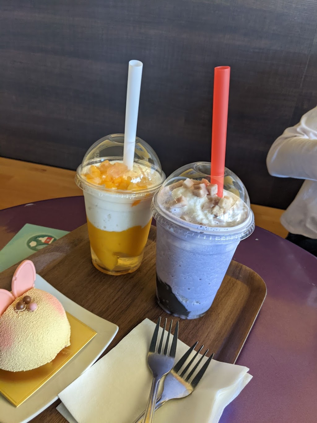 Sweet Indulgence | restaurant | 298 Broadway, Millbrae, CA 94030, USA | 6506972998 OR +1 650-697-2998