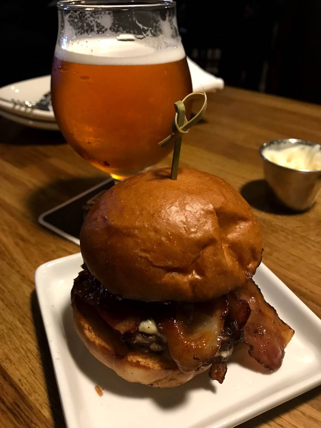 Were Pouring | restaurant | 524 E Glenoaks Blvd, Glendale, CA 91207, USA | 8182442337 OR +1 818-244-2337