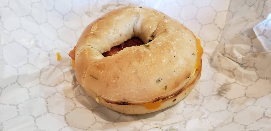 Bagels Tea lounge of HB | cafe | 16556 Bolsa Chica Rd, Huntington Beach, CA 92649, USA | 7148467585 OR +1 714-846-7585