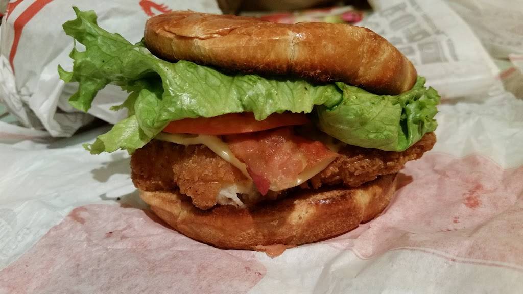 Jack in the Box | restaurant | 217 University Dr, Fort Worth, TX 76107, USA | 8173323992 OR +1 817-332-3992