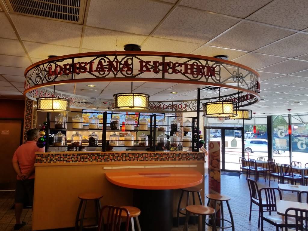 Popeyes Louisiana Kitchen | restaurant | 111 W William Cannon Dr, Austin, TX 78745, USA | 5124437101 OR +1 512-443-7101