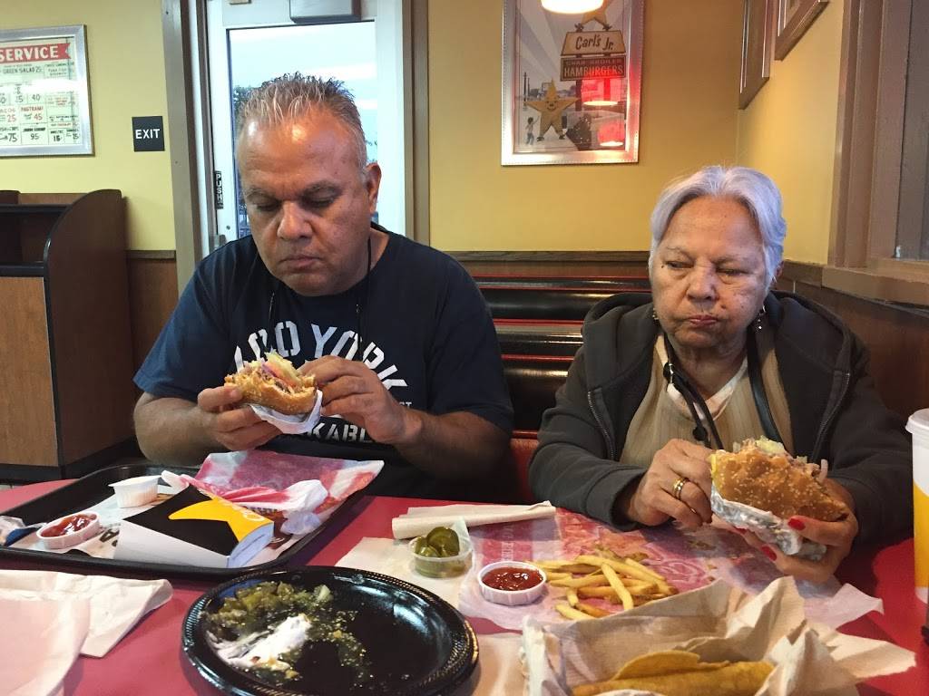 Carls Jr. | restaurant | 2400 White Ln, Bakersfield, CA 93304, USA | 6618363181 OR +1 661-836-3181
