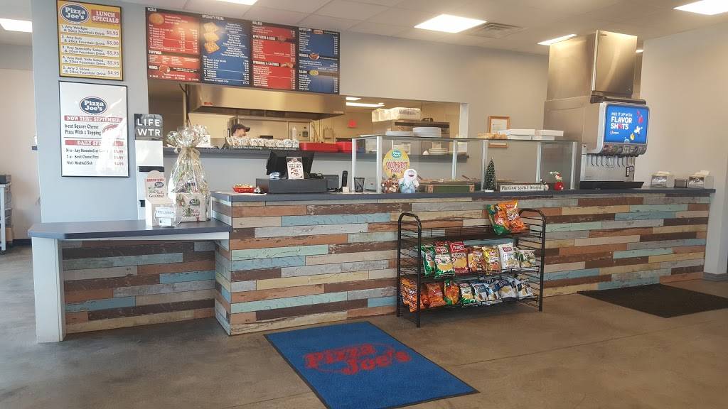 Pizza Joes | restaurant | 135 Youngstown Hubbard Rd, Hubbard, OH 44425, USA | 3305340811 OR +1 330-534-0811