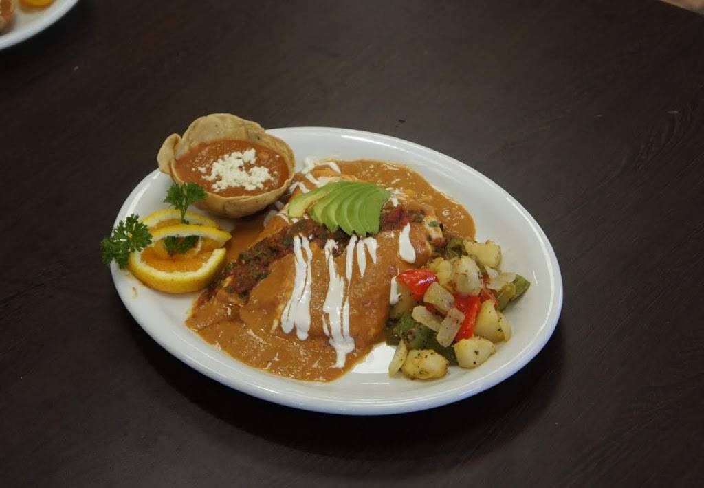 Pollo Asil | restaurant | Primo Tapia, Baja California, Mexico | 016616141414 OR +52 661 614 1414