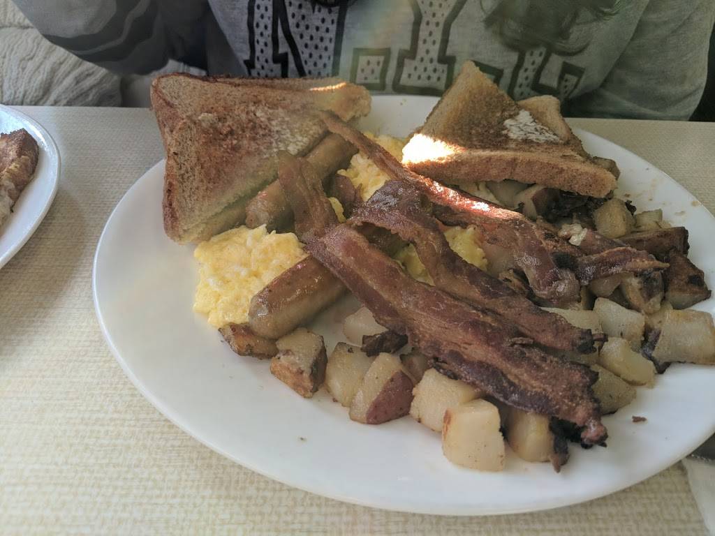 Wilsons | restaurant | 507 Main St, Waltham, MA 02452, USA | 7818990760 OR +1 781-899-0760