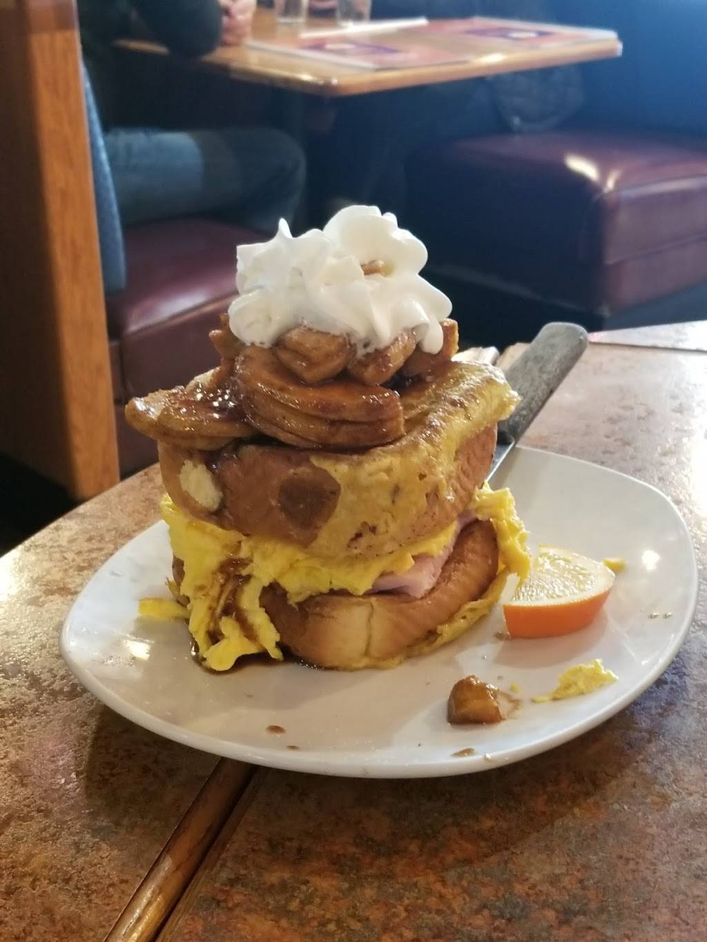 Double Yolk Pancake House Inc | restaurant | 11400 Lincoln Hwy, Mokena, IL 60448, USA | 8154640533 OR +1 815-464-0533