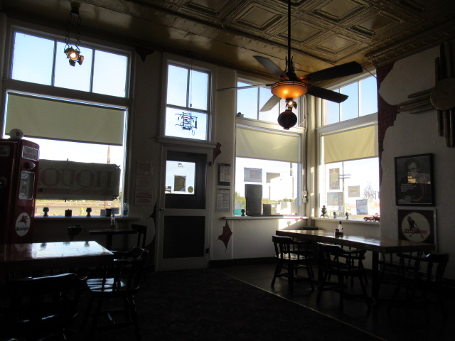 Gate City Craft Bar | restaurant | 244 S 1st St, Raton, NM 87740, USA | 5752457837 OR +1 575-245-7837