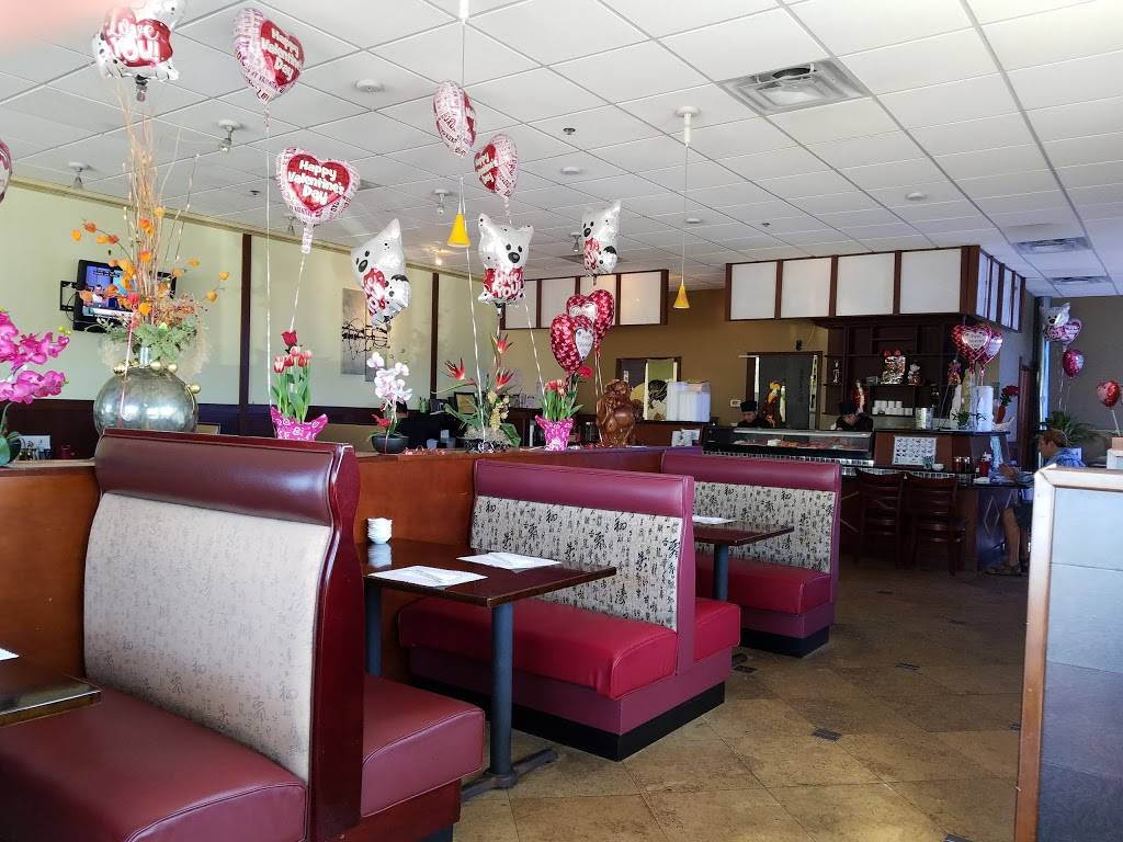 Fuji Sushi | restaurant | 13740 Beach Blvd #109, Jacksonville, FL 32224, USA | 9049928998 OR +1 904-992-8998