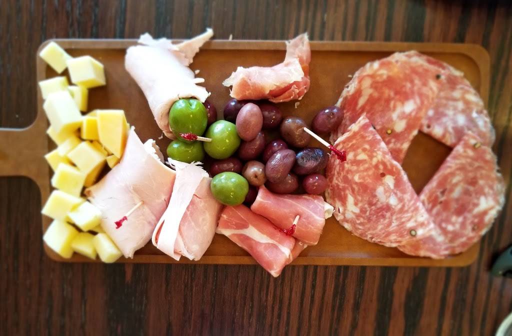 Palermo Pasta House | restaurant | 112 E Main St, Round Rock, TX 78664, USA | 5123693952 OR +1 512-369-3952