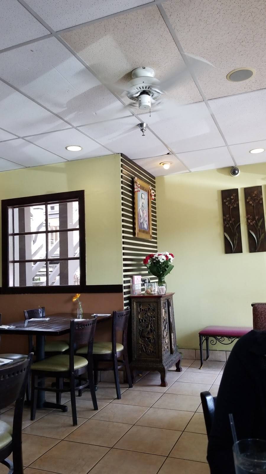 Diho Siam | restaurant | 27001 La Paz Rd #100, Mission Viejo, CA 92691, USA | 9495971550 OR +1 949-597-1550