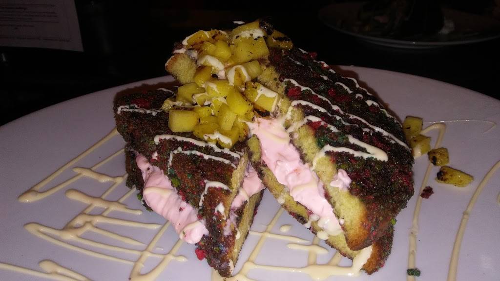 Chelsea Tavern | restaurant | 821 N Market St, Wilmington, DE 19801, USA | 3024823333 OR +1 302-482-3333