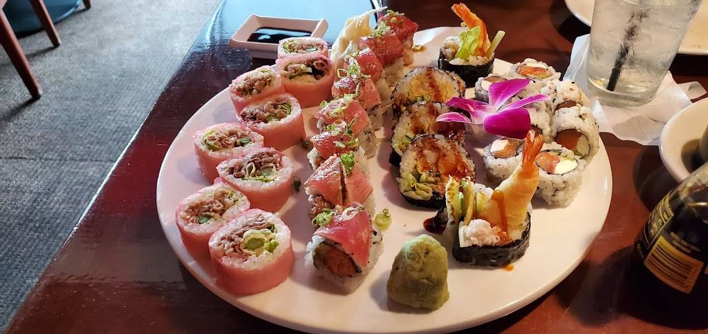 Zen Asian Sushi Bar & Grill | restaurant | 8354 Northfield Blvd, Denver, CO 80238, USA | 3033714644 OR +1 303-371-4644