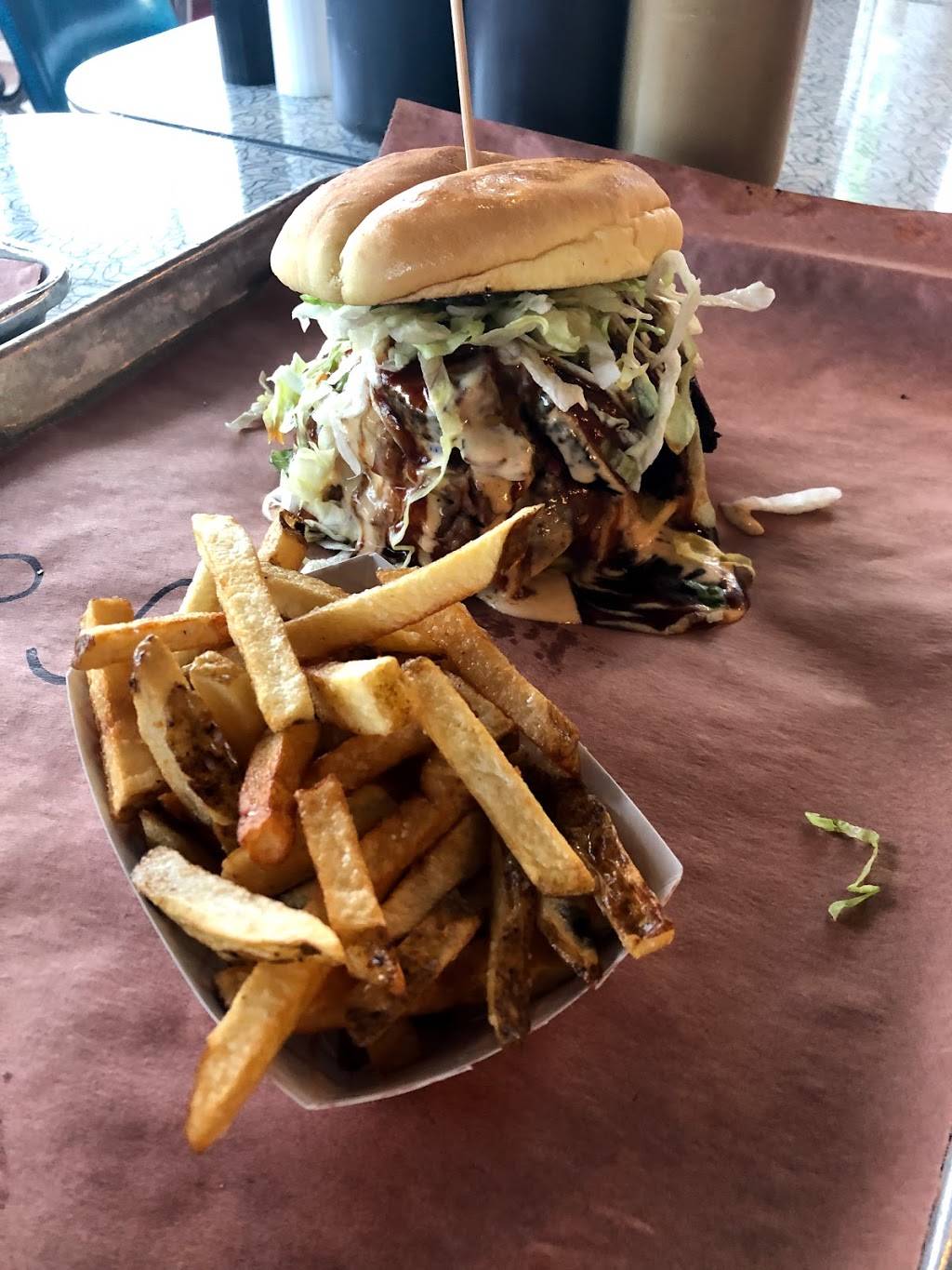 Sugarfire Smoke House | restaurant | 3150 Elm Point Industrial Dr, St Charles, MO 63301, USA | 6367247601 OR +1 636-724-7601