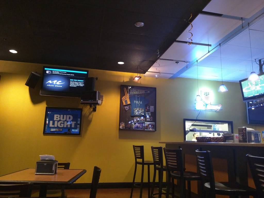 Hurricane Hut | restaurant | E 5th Pl, Tulsa, OK 74104, USA | 9186312000 OR +1 918-631-2000