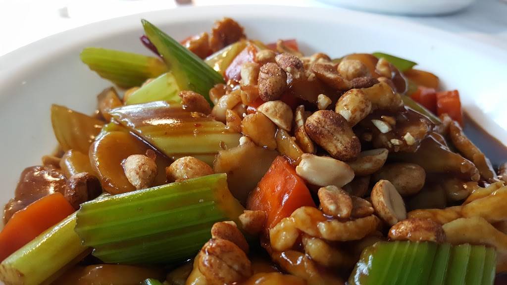 Billy Lee Chop Suey House | meal takeaway | 642 Hebron Rd, Heath, OH 43056, USA | 7402810832 OR +1 740-281-0832