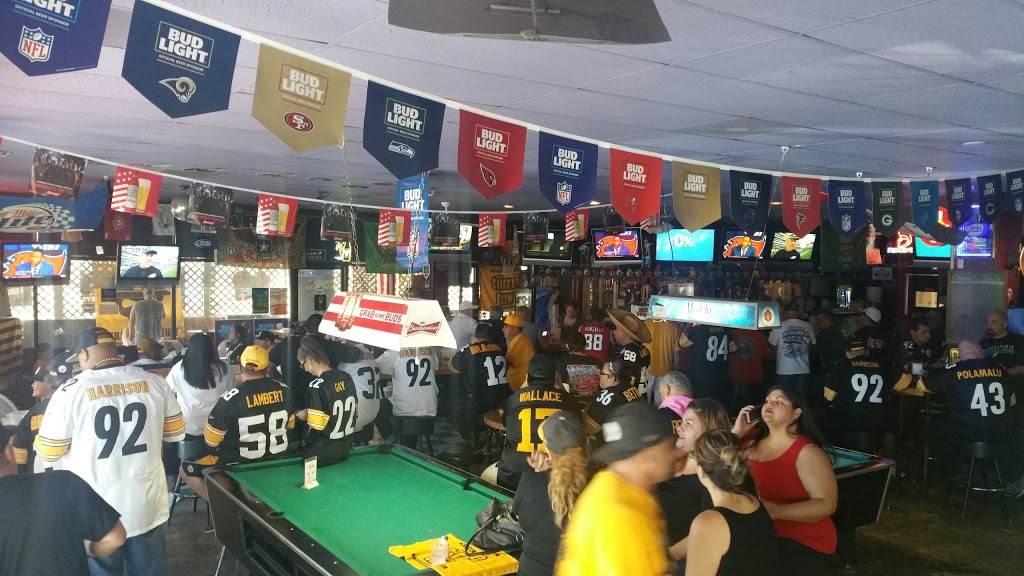 Froggies Pub & Grill | restaurant | 7768, 3232 S Mooney Blvd, Visalia, CA 93277, USA | 5596368839 OR +1 559-636-8839