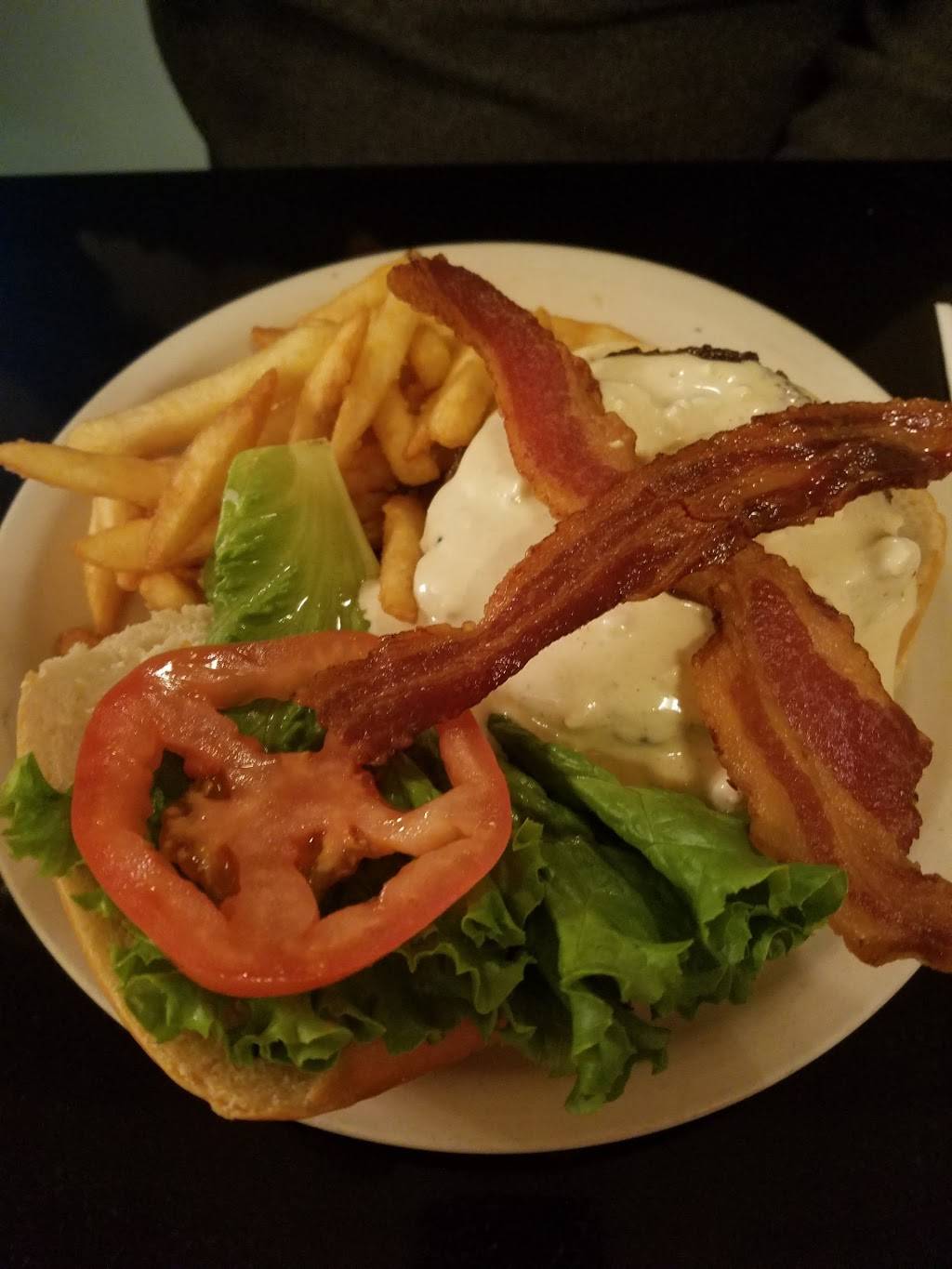 Cavanaughs Restaurant | restaurant | 703 N Market St, Wilmington, DE 19801, USA | 3026564067 OR +1 302-656-4067