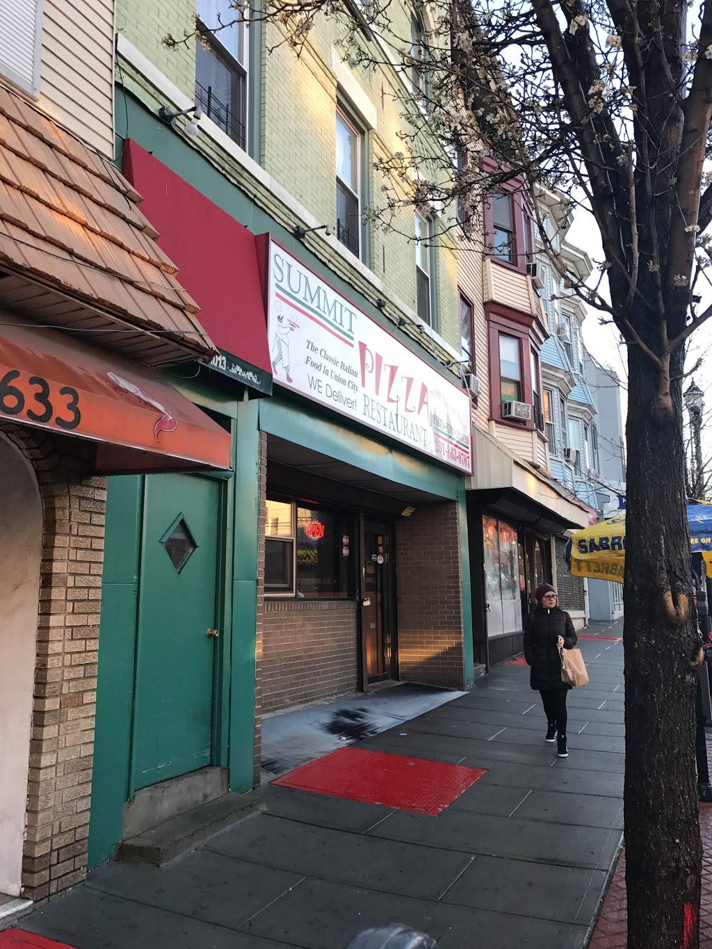 Summit Pizza | meal delivery | 1013 Summit Ave, Union City, NJ 07087, USA | 2018630707 OR +1 201-863-0707