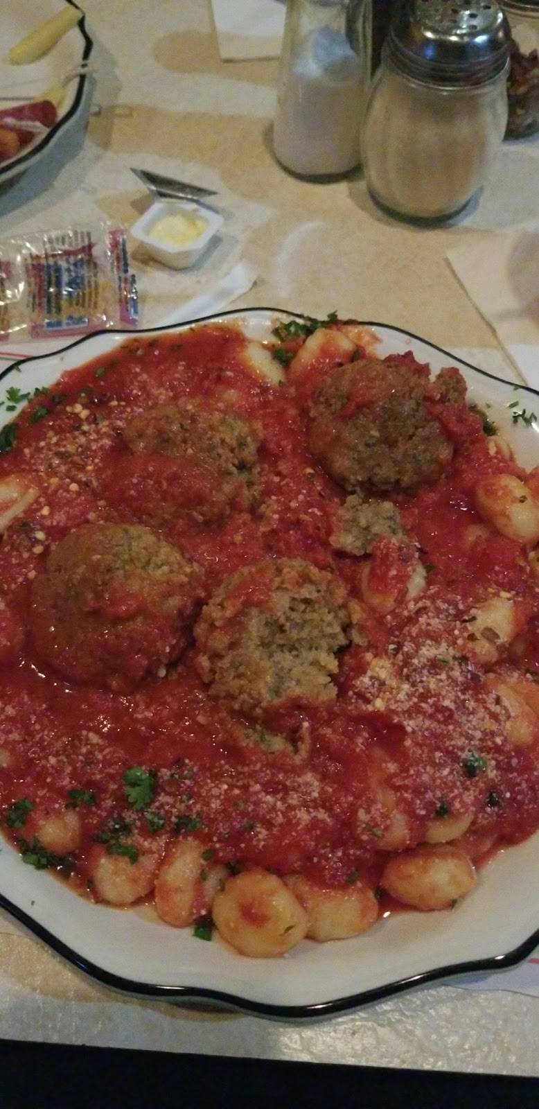 Marios Restaurant | restaurant | 52 Central St, Southbridge, MA 01550, USA | 5087648009 OR +1 508-764-8009