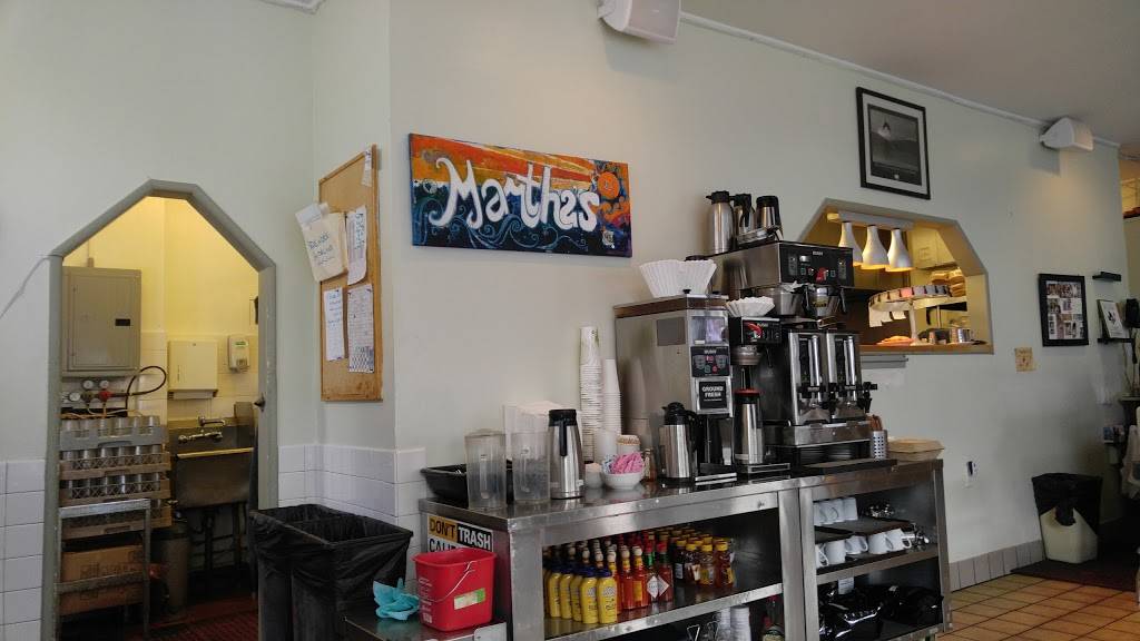 Marthas 22nd St. Grill | restaurant | 25 22nd St, Hermosa Beach, CA 90254, USA | 3103767786 OR +1 310-376-7786