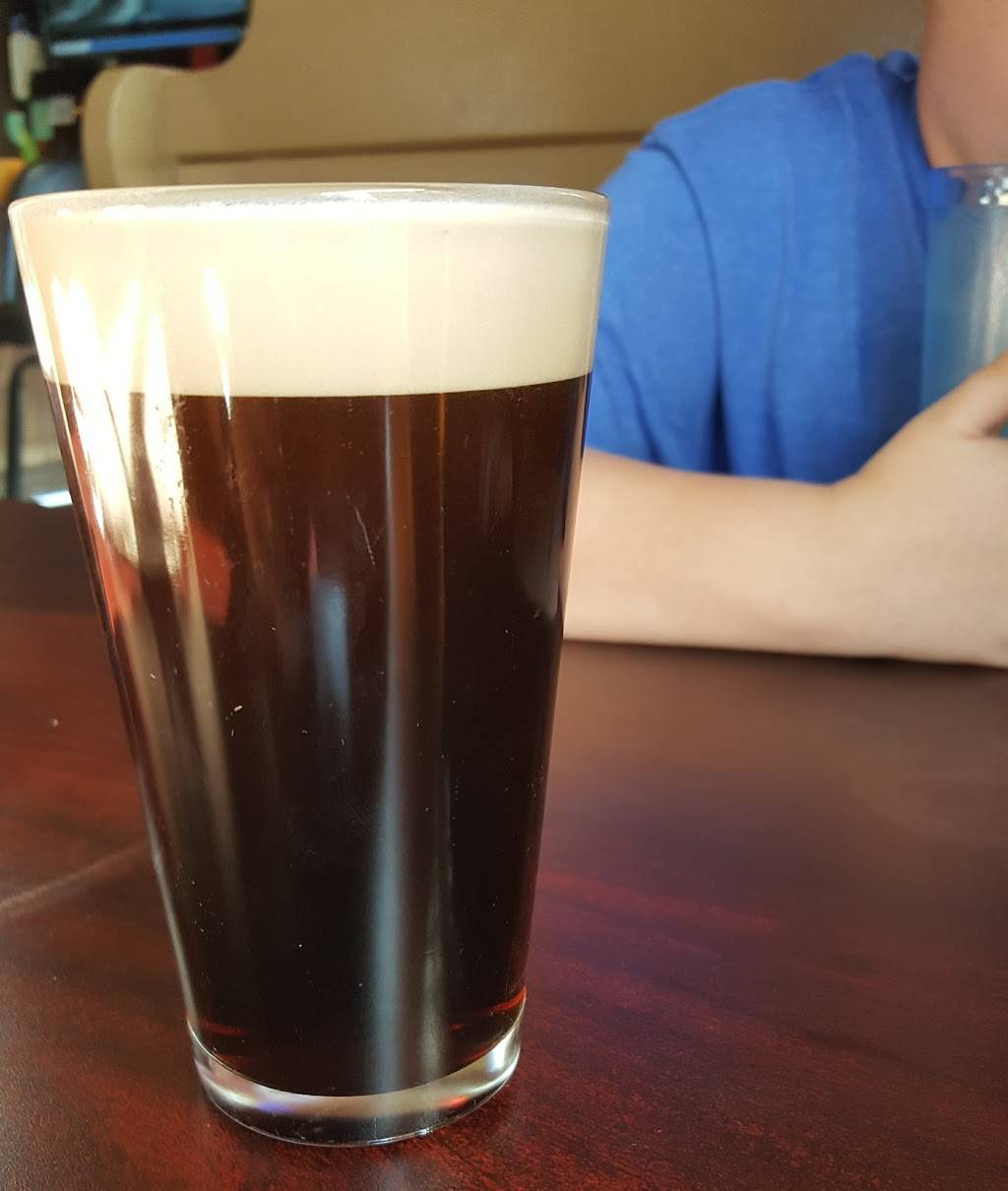 Donellis Pub & Eatery | restaurant | 515 Rockland Rd, Lake Bluff, IL 60044, USA | 8472340225 OR +1 847-234-0225