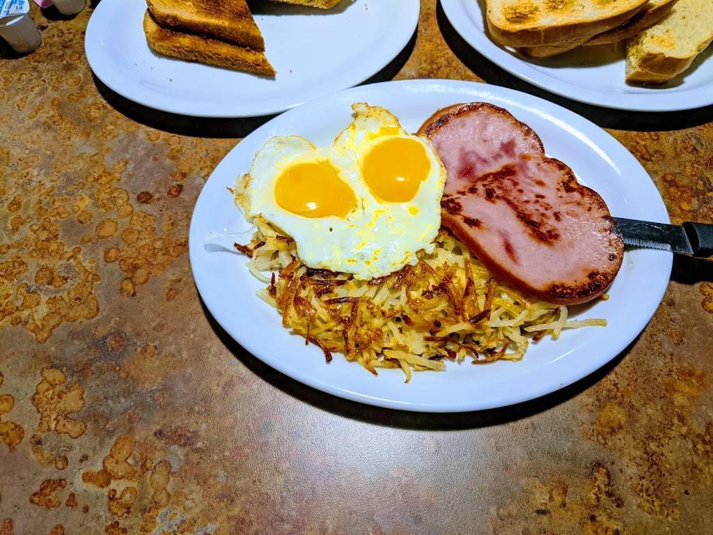 Huckleberrys Breakfast and Lunch | restaurant | 724 W Onstott Frontage Rd, Yuba City, CA 95991, USA | 5306457688 OR +1 530-645-7688