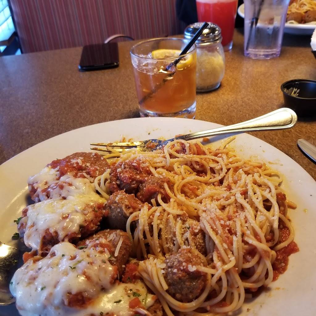 Amici Italian Eatery | restaurant | 9807 224th St E #100, Graham, WA 98338, USA | 2538471500 OR +1 253-847-1500