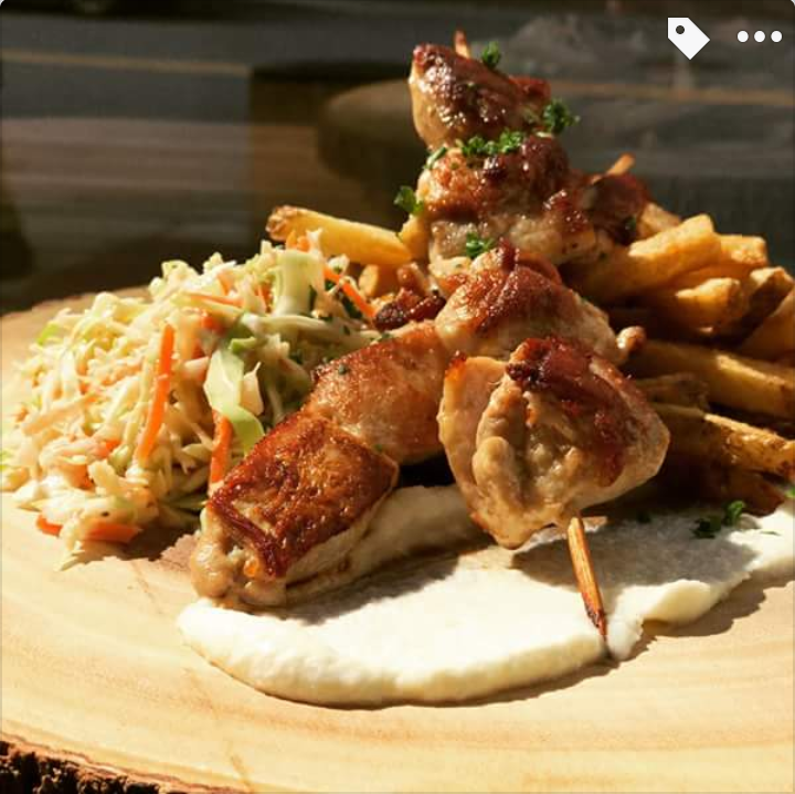 Zaytoon Lebanese Kitchen | restaurant | 1150 Huron Rd E, Cleveland, OH 44115, USA | 2167955000 OR +1 216-795-5000