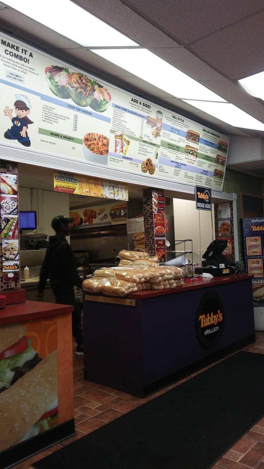 Tubbys | meal delivery | 2375 Coolidge Hwy, Berkley, MI 48072, USA | 2485485500 OR +1 248-548-5500