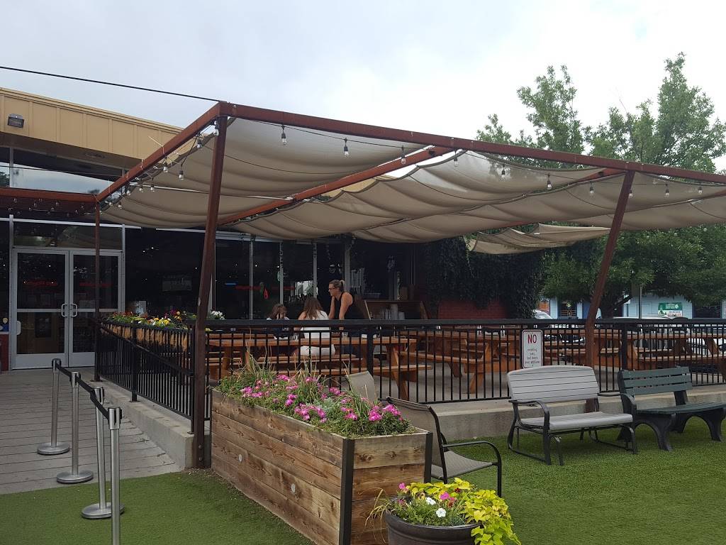 Lucky Pie Pizza & Taphouse | restaurant | 637 Front St, Louisville, CO 80027, USA | 3036665743 OR +1 303-666-5743