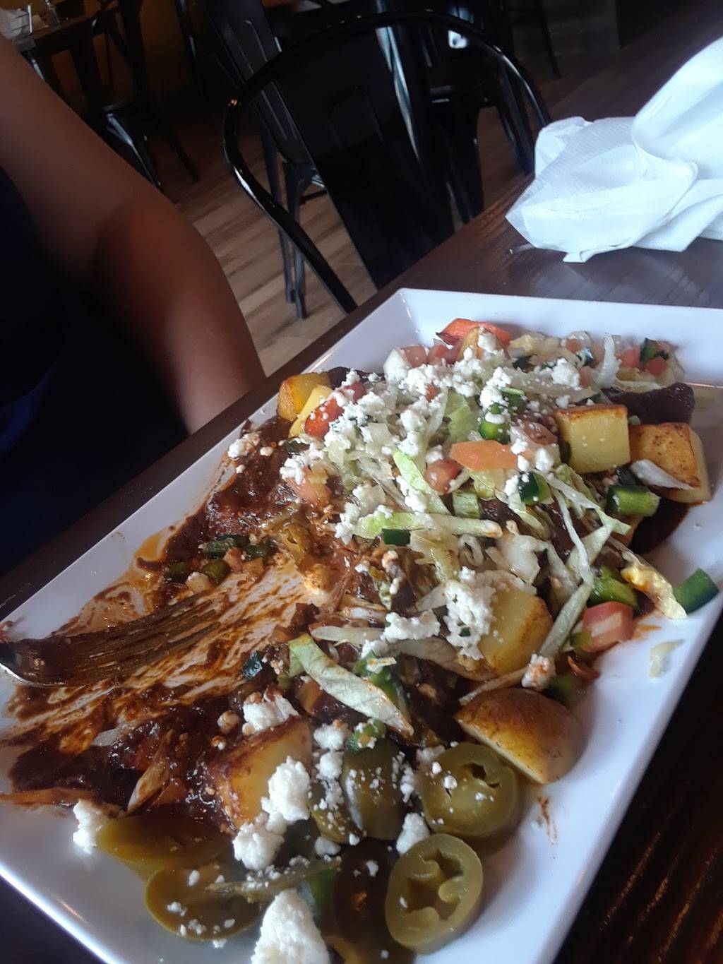 Madres Mexican Restaurant | restaurant | 1001 Bacons Bridge Rd Unit C, Summerville, SC 29485, USA | 8439005425 OR +1 843-900-5425