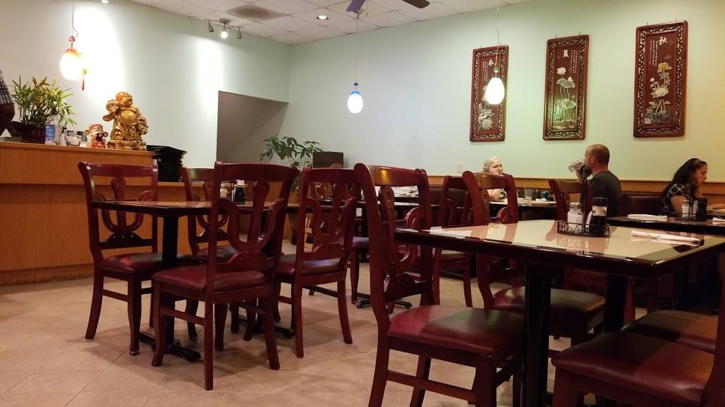 Ma Ma Wok | restaurant | 11914 Elm Ln, Charlotte, NC 28277, USA | 7045448863 OR +1 704-544-8863