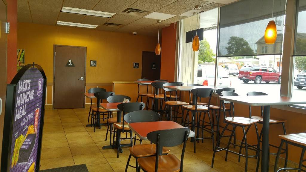 Jack in the Box | restaurant | 2197 San Pablo Ave, Berkeley, CA 94702, USA | 5108413574 OR +1 510-841-3574