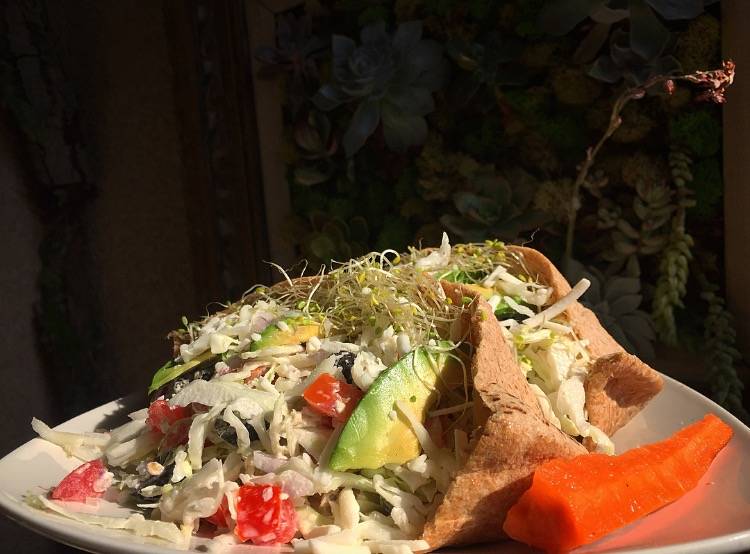 Leonor’s Mexican Vegetarian Restaurant | restaurant | 12445 Moorpark St C, Studio City, CA 91604, USA | 8187620660 OR +1 818-762-0660