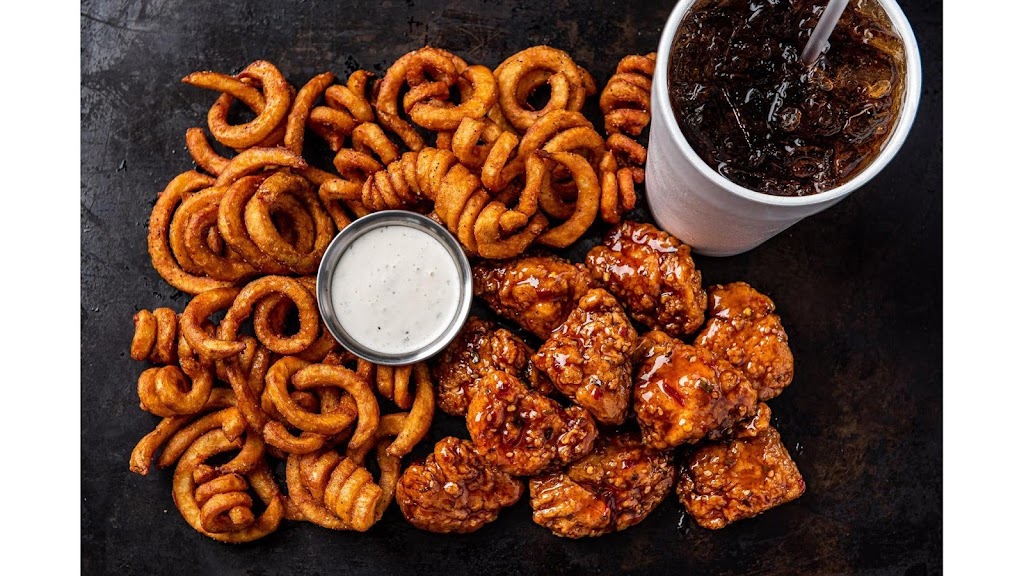 Its Just Wings | restaurant | 4609 Poplar Ave, Memphis, TN 38117, USA | 4693316114 OR +1 469-331-6114