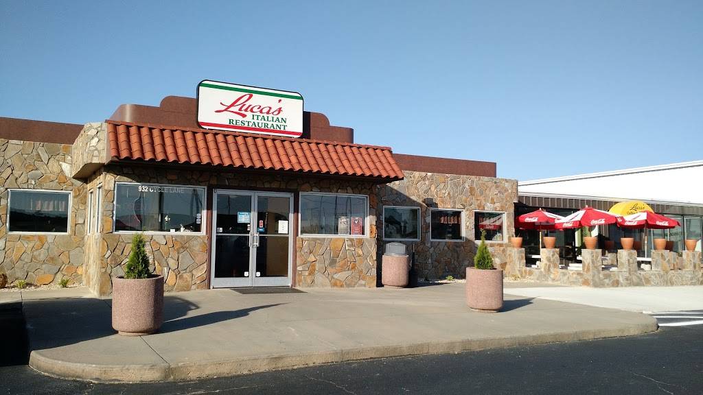 Lucas Italian Restaurant | restaurant | 932 Cycle Ln, South Hill, VA 23970, USA | 4344473211 OR +1 434-447-3211