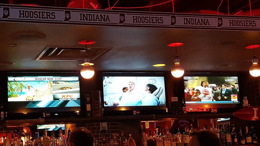 Coaches Bar and Grill | restaurant | 245 N College Ave, Bloomington, IN 47404, USA | 8123393537 OR +1 812-339-3537