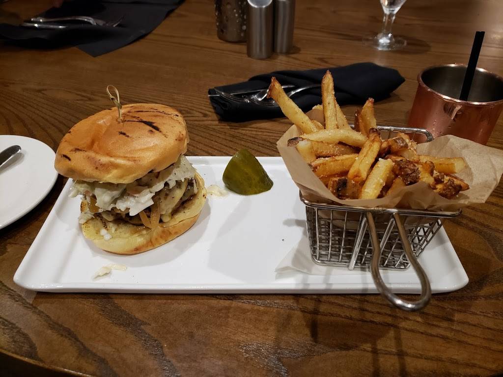 Bizou Brasserie | restaurant | 601 N Florida Ave, Tampa, FL 33602, USA | 8132279555 OR +1 813-227-9555