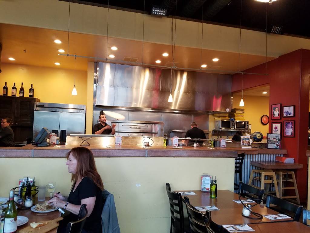 Kiantis Pizza & Pasta Bar | restaurant | 1100 Pacific Ave, Santa Cruz, CA 95060, USA | 8314694400 OR +1 831-469-4400