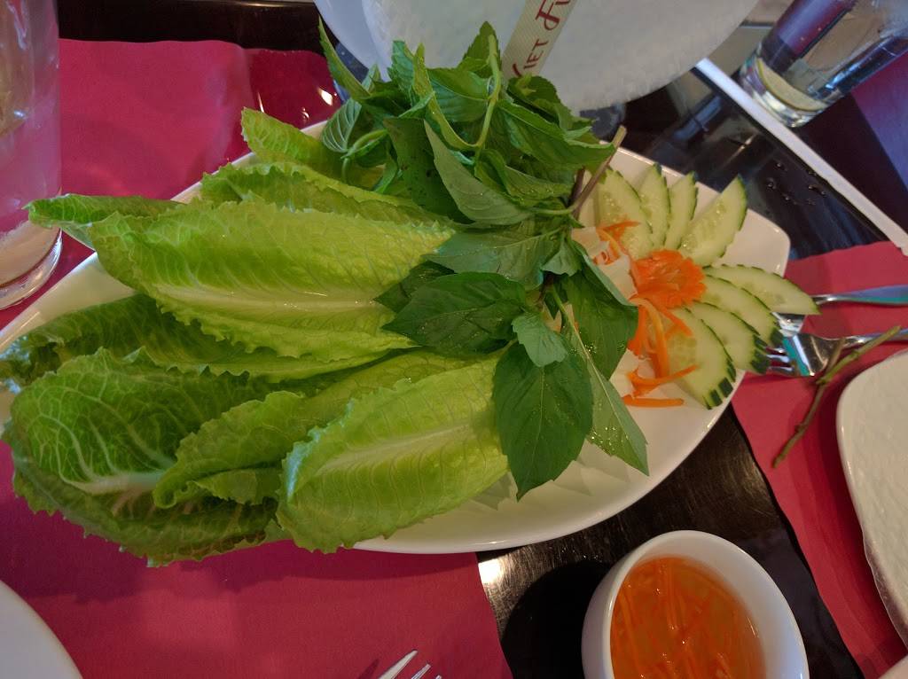 Viet Flavor | restaurant | 10278 Bristow Center Dr, Bristow, VA 20136, USA | 7037432542 OR +1 703-743-2542