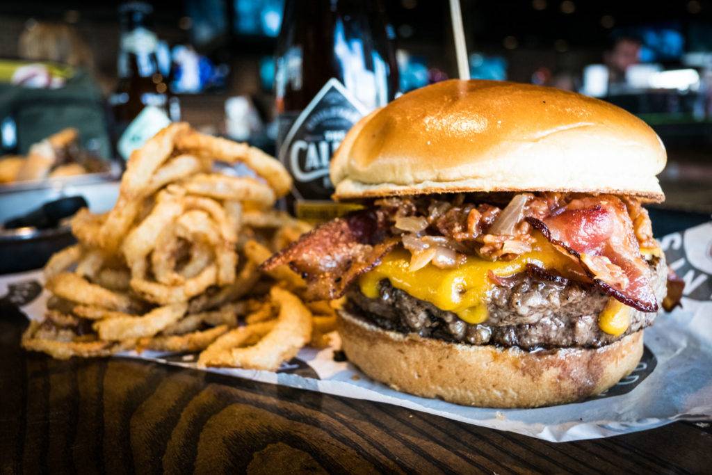 Saints Pub + Patio Urbandale | restaurant | 3701 NW 86th St, Urbandale, IA 50322, USA | 5155282039 OR +1 515-528-2039