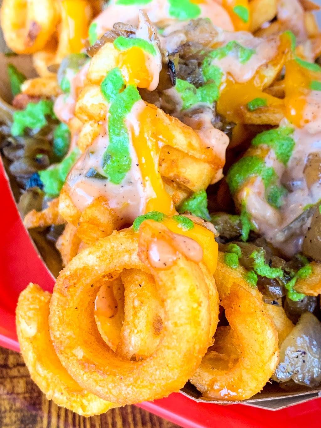 VOWburger | restaurant | 519 N Fairfax Ave, Los Angeles, CA 90036, USA | 3238799925 OR +1 323-879-9925